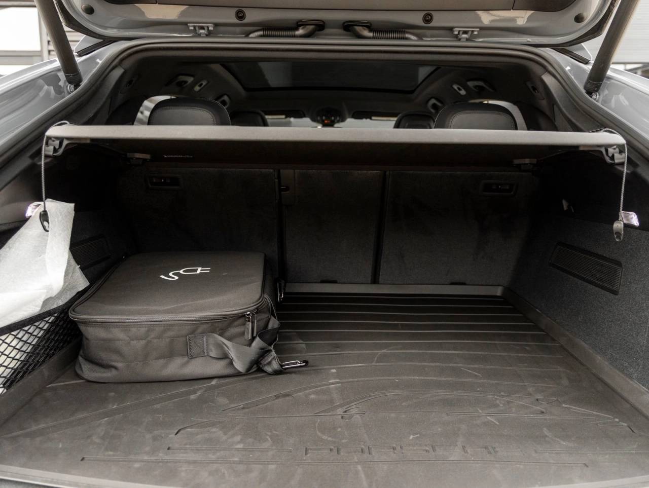 2025 Porsche Cayenne E-Hybrid Coupe