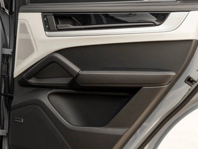 2025 Porsche Cayenne E-Hybrid Coupe