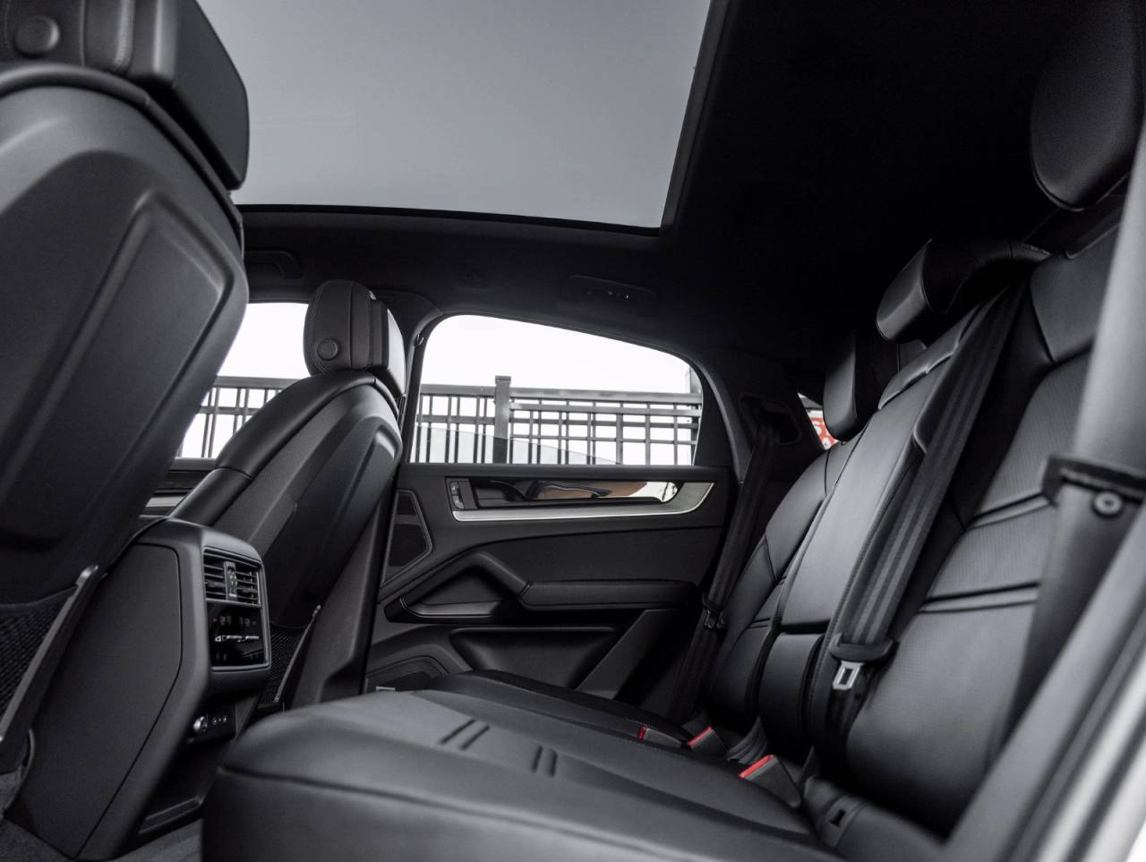 2026 Porsche Cayenne Cayenne E-Hybrid Coupe