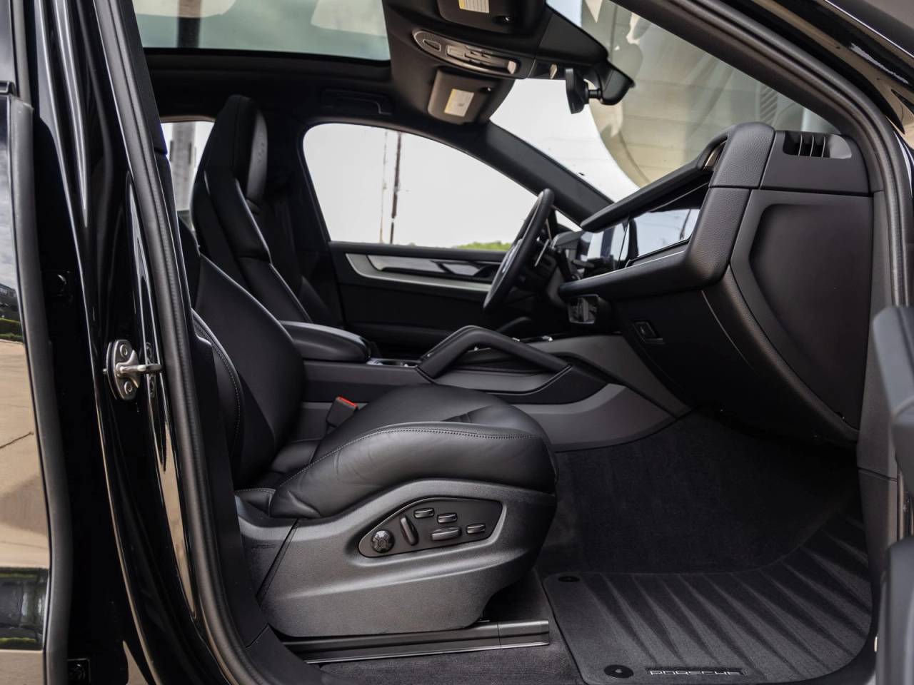 2025 Porsche Cayenne Cayenne E-Hybrid Coupe