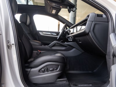 2026 Porsche Cayenne Cayenne E-Hybrid Coupe