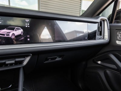 2025 Porsche Cayenne E-Hybrid Coupe