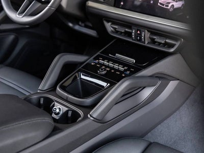 2025 Porsche Cayenne E-Hybrid Coupe
