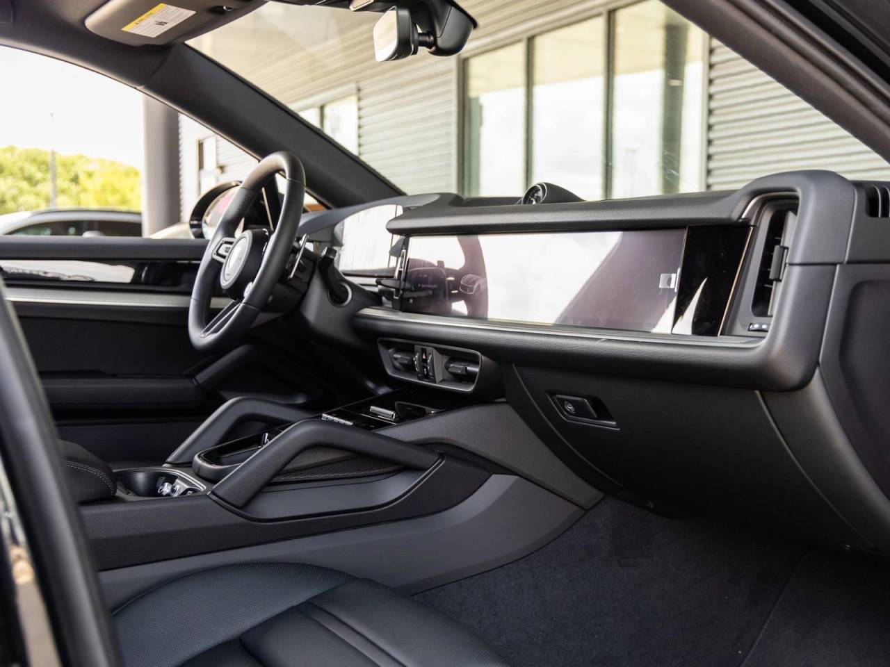 2025 Porsche Cayenne E-Hybrid Coupe