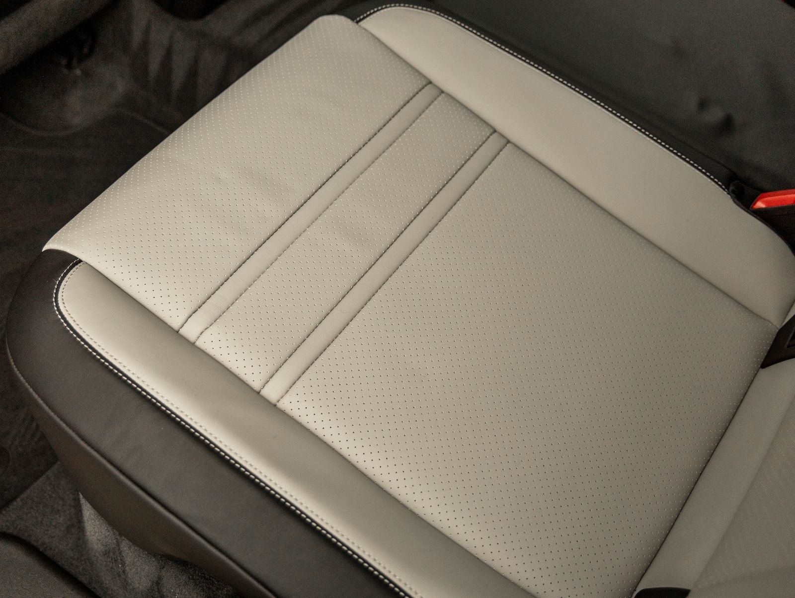 2026 Porsche Cayenne E-Hybrid Coupe