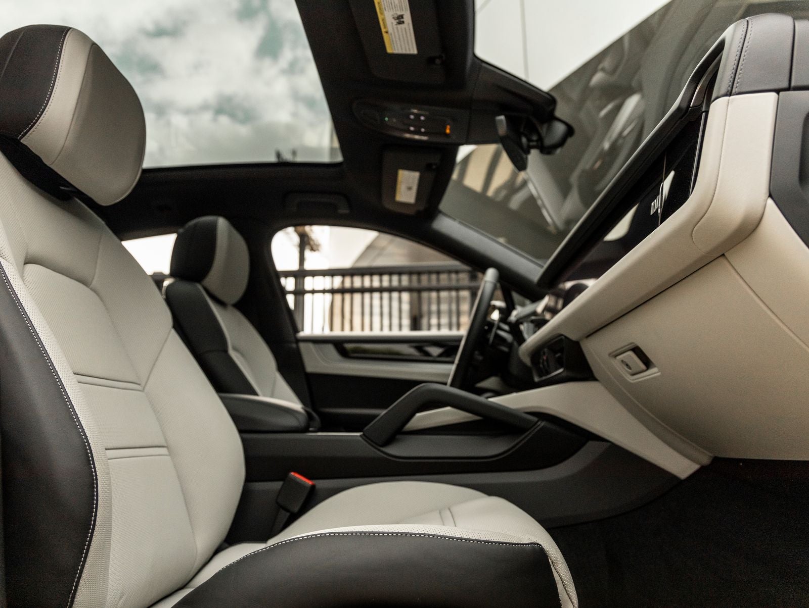 2026 Porsche Cayenne E-Hybrid Coupe