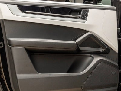 2026 Porsche Cayenne E-Hybrid Coupe