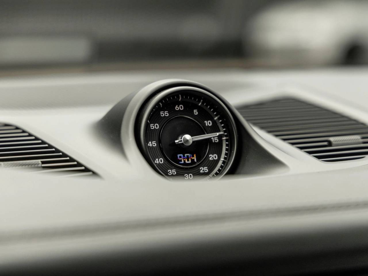 2026 Porsche Cayenne E-Hybrid Coupe