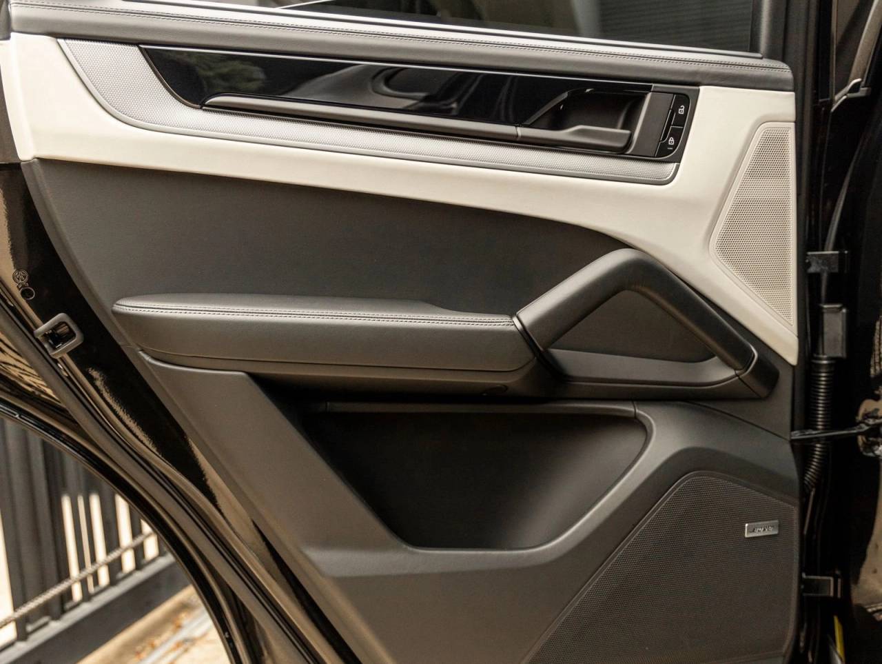 2026 Porsche Cayenne E-Hybrid Coupe