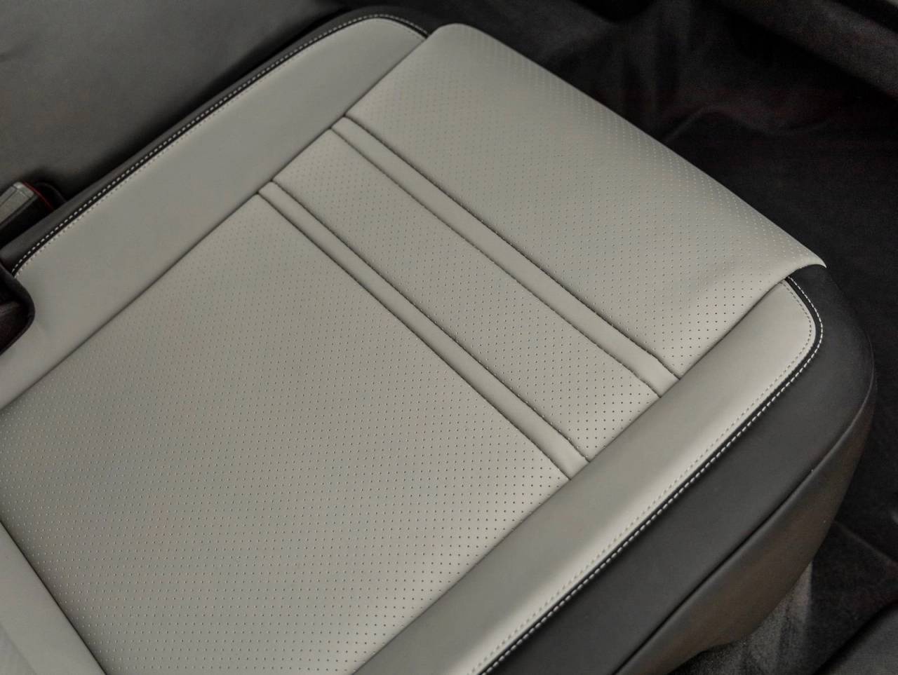 2026 Porsche Cayenne E-Hybrid Coupe