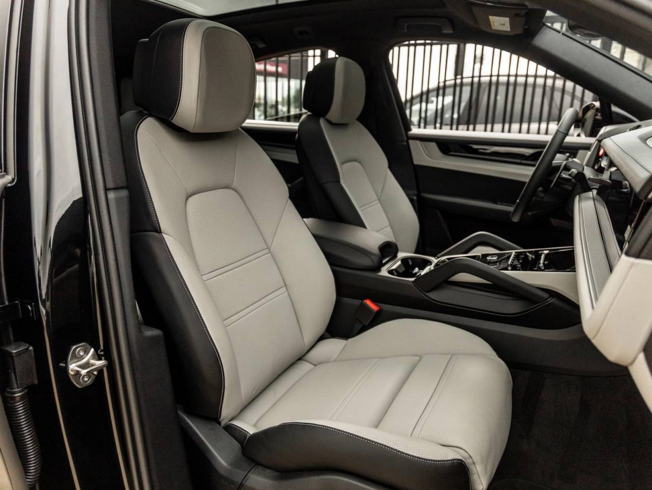 2026 Porsche Cayenne E-Hybrid Coupe