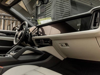 2026 Porsche Cayenne E-Hybrid Coupe