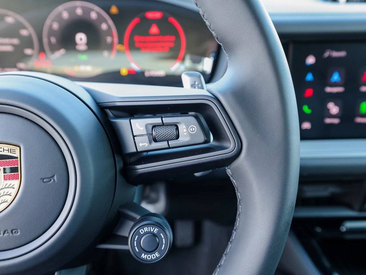 2025 Porsche Cayenne E-Hybrid Coupe