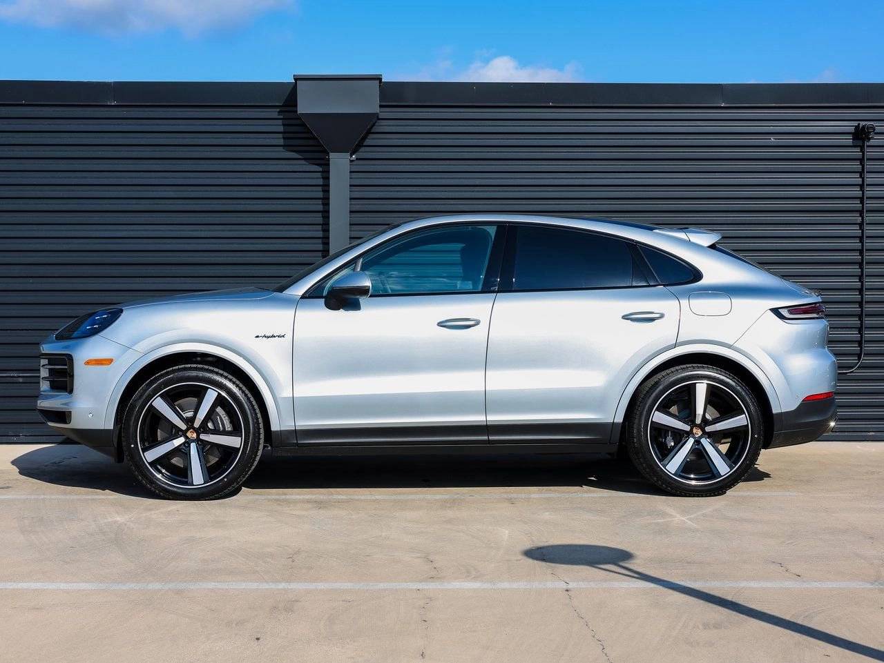 2025 Porsche Cayenne E-Hybrid Coupe