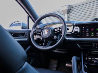 2025 Porsche Cayenne E-Hybrid Coupe