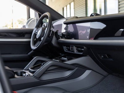 2025 Porsche Cayenne Cayenne E-Hybrid Coupe
