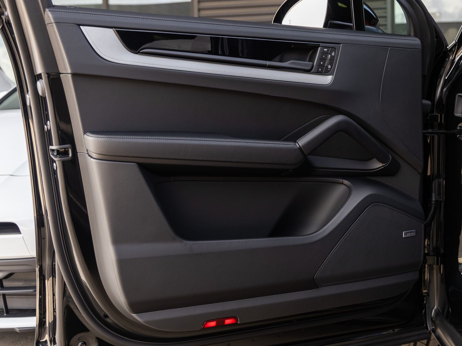 2026 Porsche Cayenne E-Hybrid Coupe