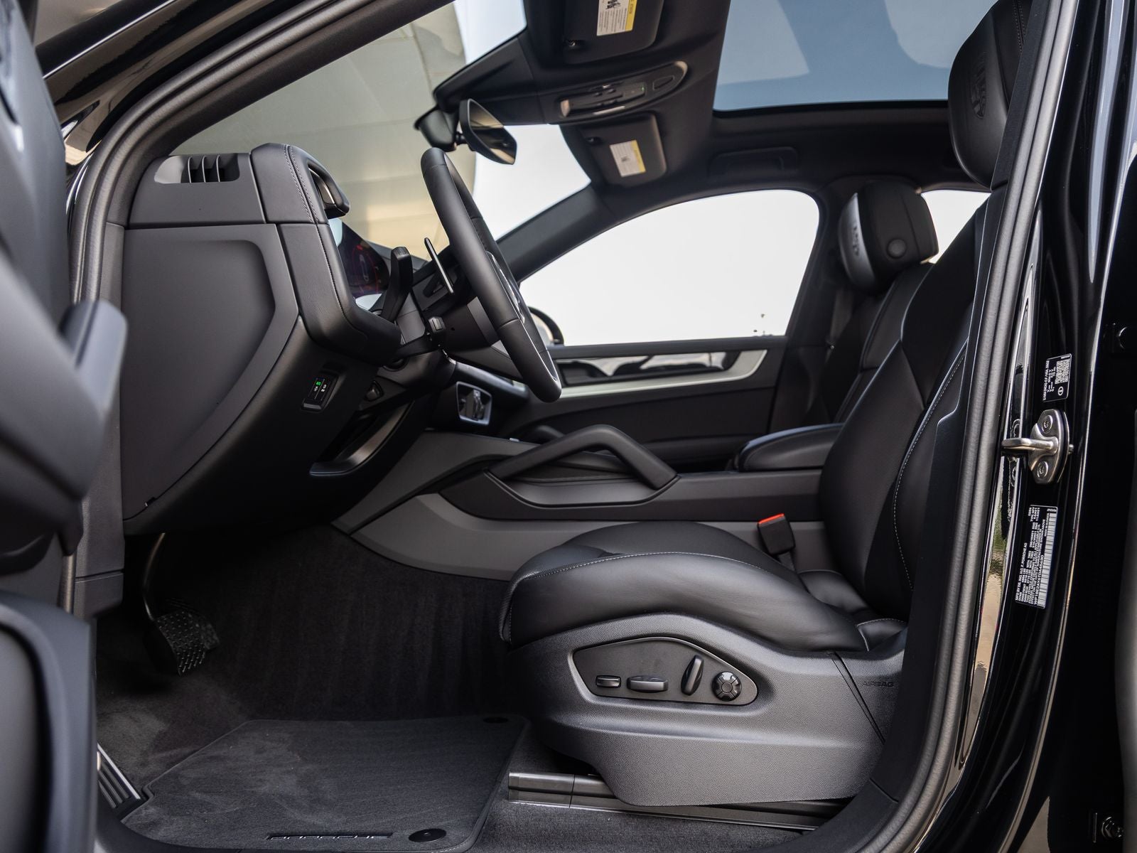 2026 Porsche Cayenne E-Hybrid Coupe