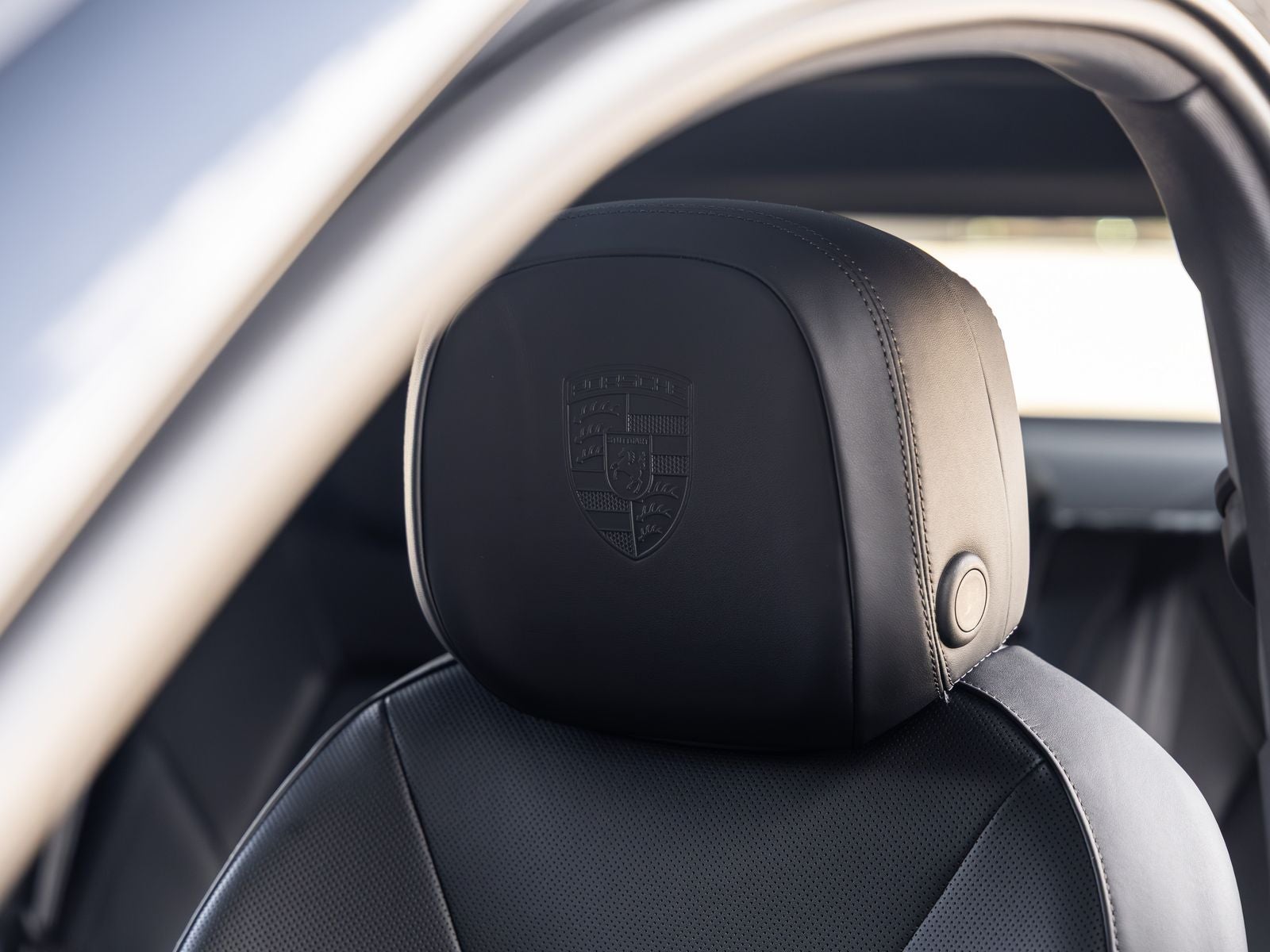 2026 Porsche Cayenne E-Hybrid Coupe