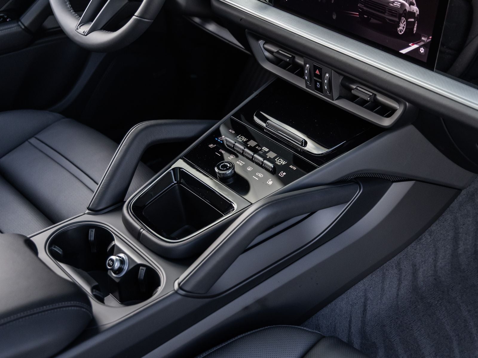 2026 Porsche Cayenne E-Hybrid Coupe