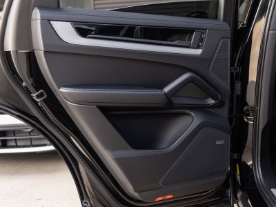 2026 Porsche Cayenne E-Hybrid Coupe