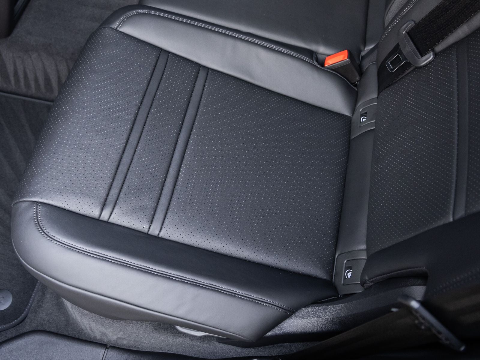 2026 Porsche Cayenne E-Hybrid Coupe