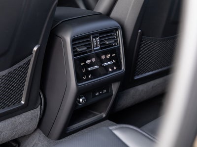 2026 Porsche Cayenne E-Hybrid Coupe