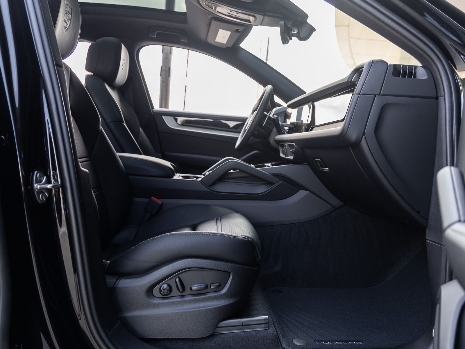 2026 Porsche Cayenne E-Hybrid Coupe