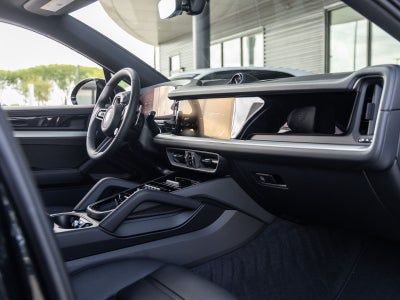 2026 Porsche Cayenne E-Hybrid Coupe