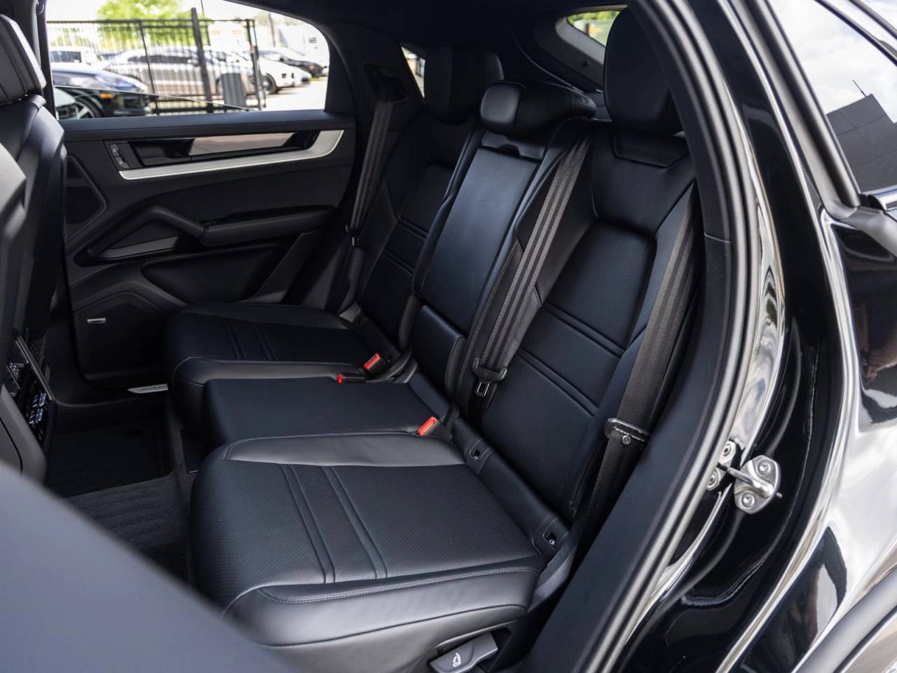 2026 Porsche Cayenne E-Hybrid Coupe