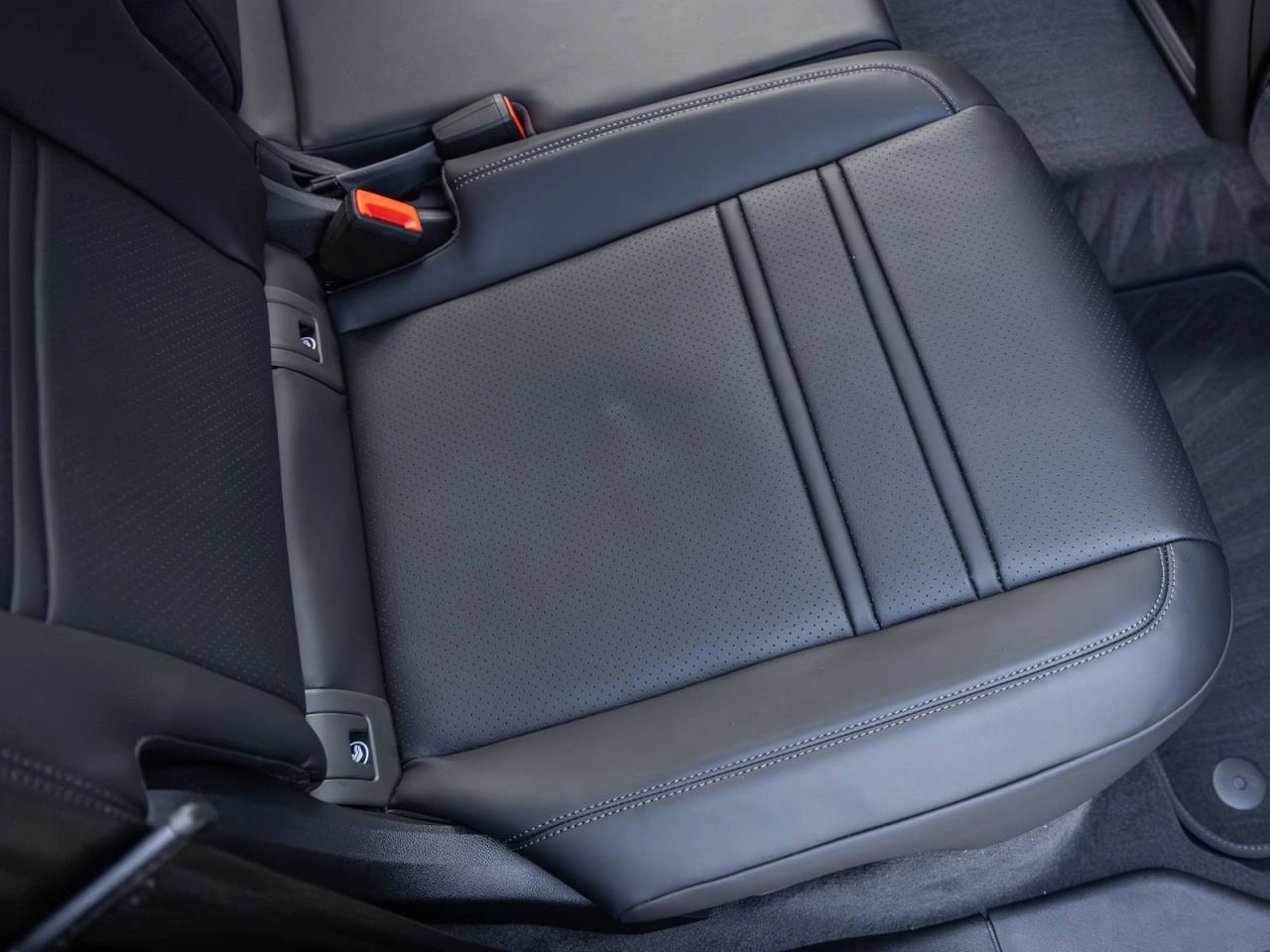 2026 Porsche Cayenne E-Hybrid Coupe