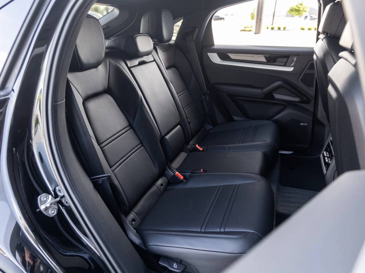 2026 Porsche Cayenne E-Hybrid Coupe