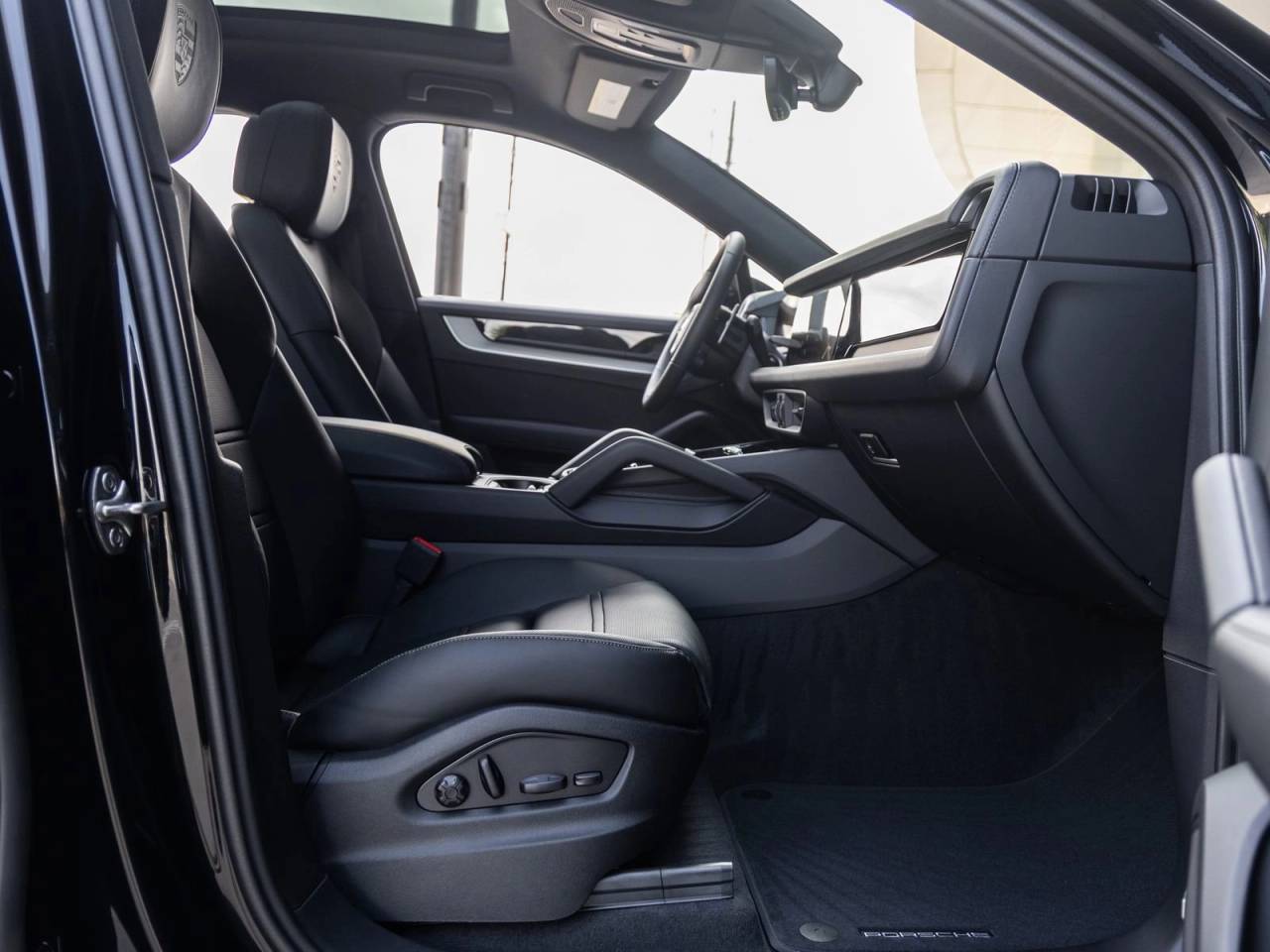 2026 Porsche Cayenne E-Hybrid Coupe