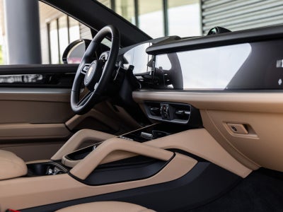 2026 Porsche Cayenne E-Hybrid Coupe