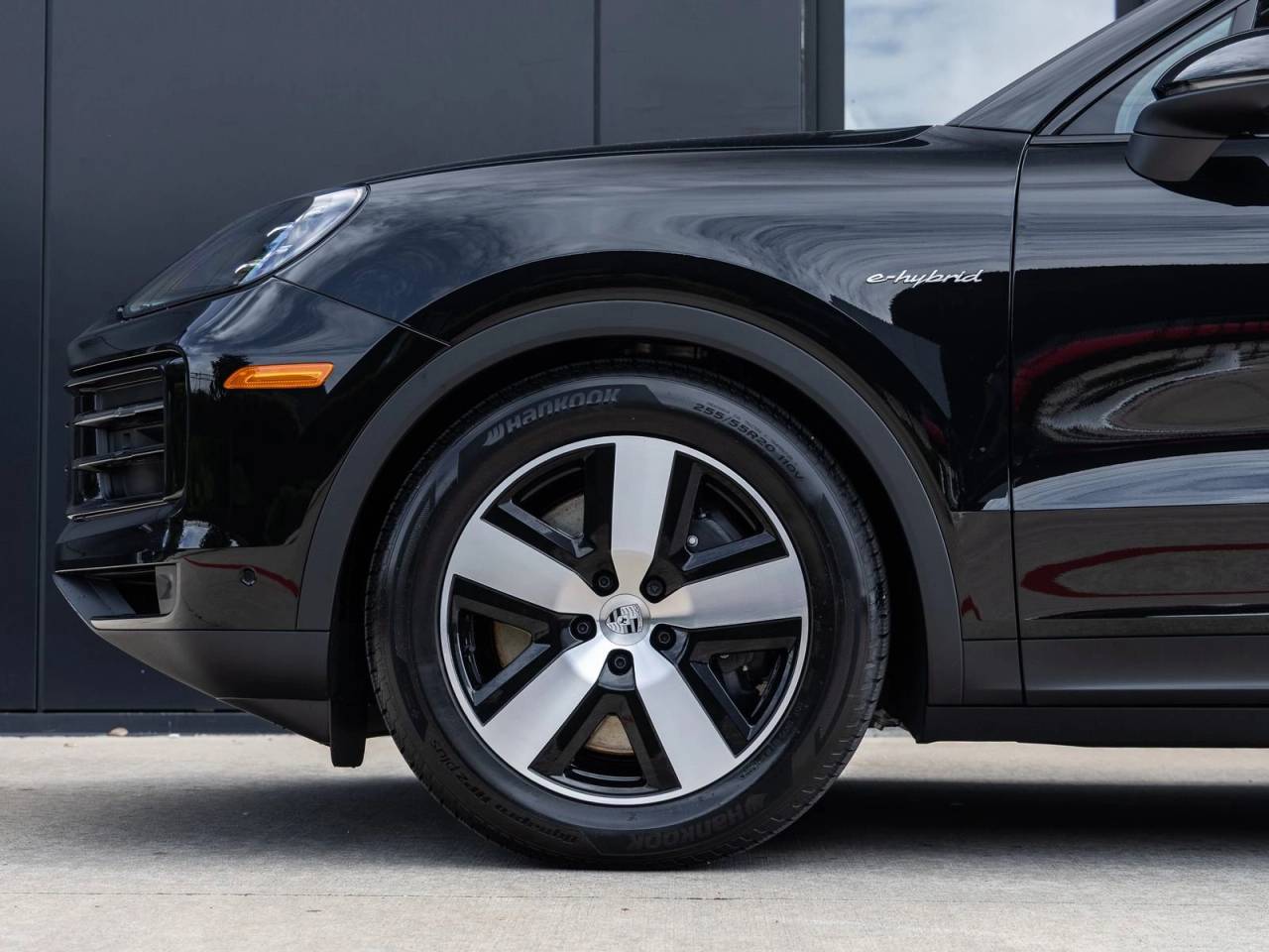 2026 Porsche Cayenne E-Hybrid Coupe