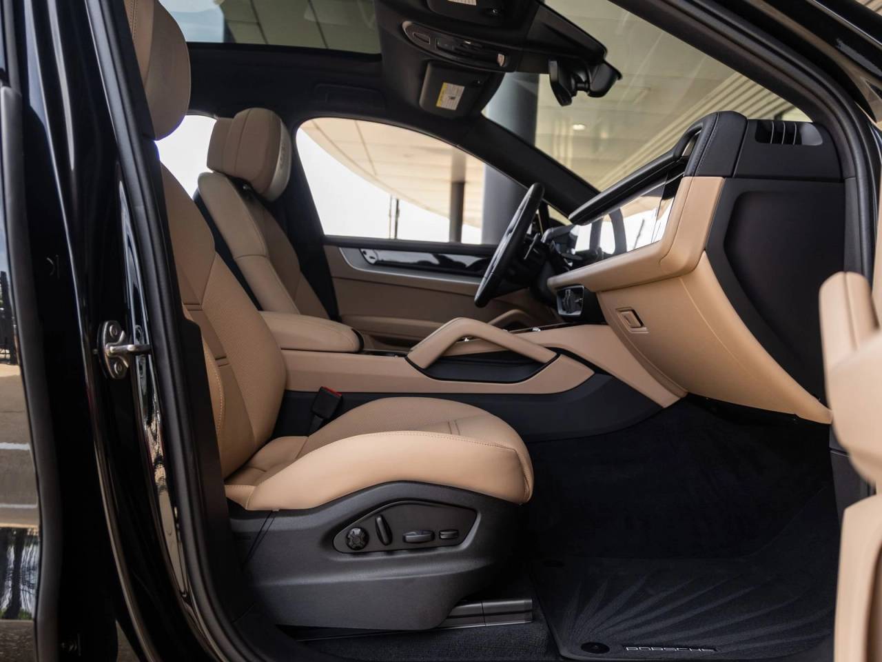 2026 Porsche Cayenne E-Hybrid Coupe