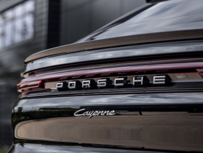 2025 Porsche Cayenne Cayenne E-Hybrid Coupe