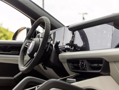 2025 Porsche Cayenne Cayenne E-Hybrid Coupe