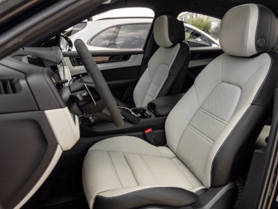 2025 Porsche Cayenne Cayenne E-Hybrid Coupe