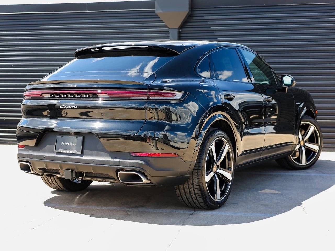 2025 Porsche Cayenne E-Hybrid Coupe