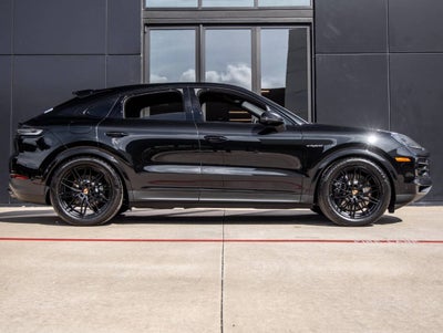 2027 Porsche Cayenne Cayenne E-Hybrid Coupe