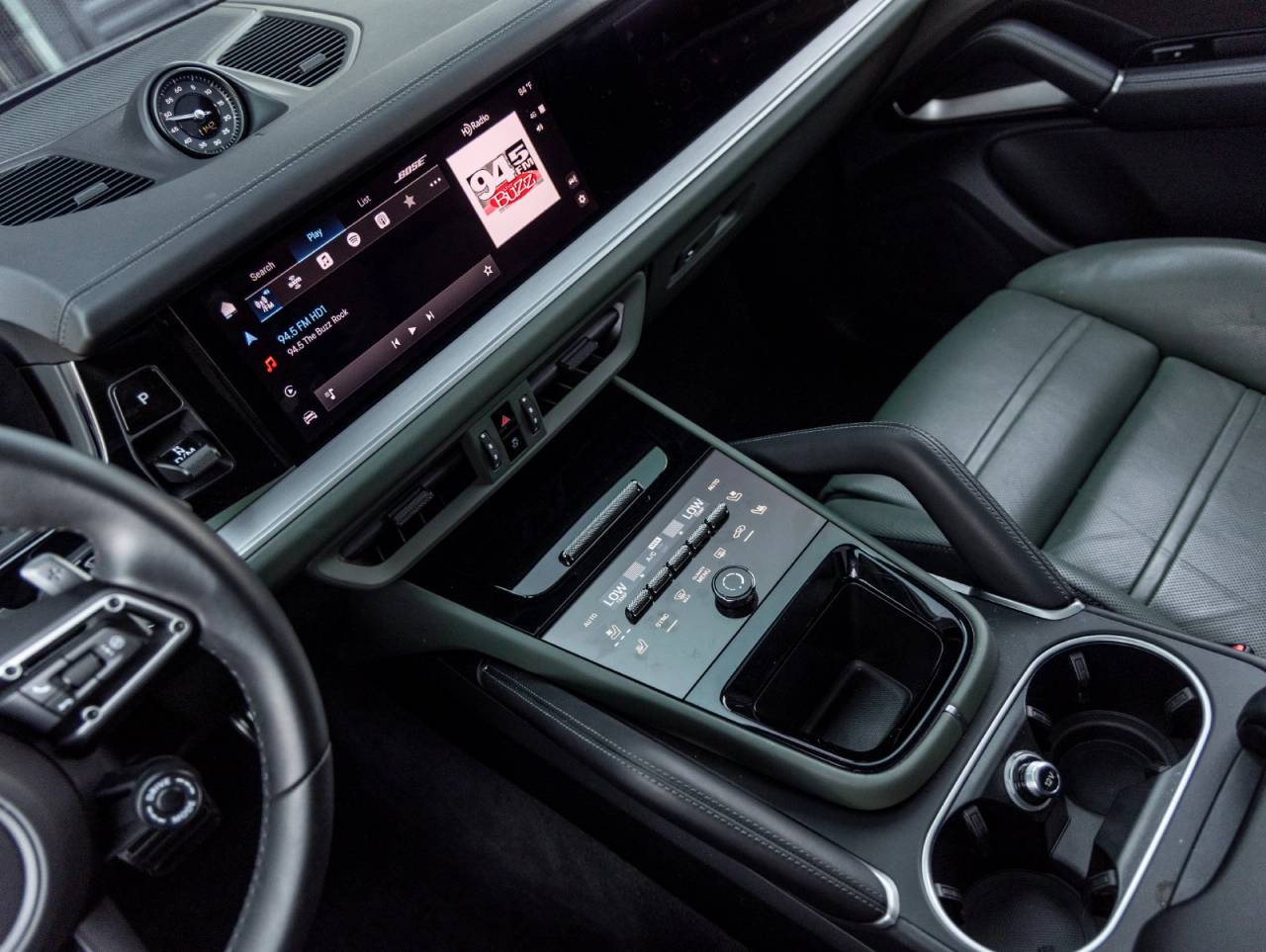 2025 Porsche Cayenne Cayenne GTS Coupe