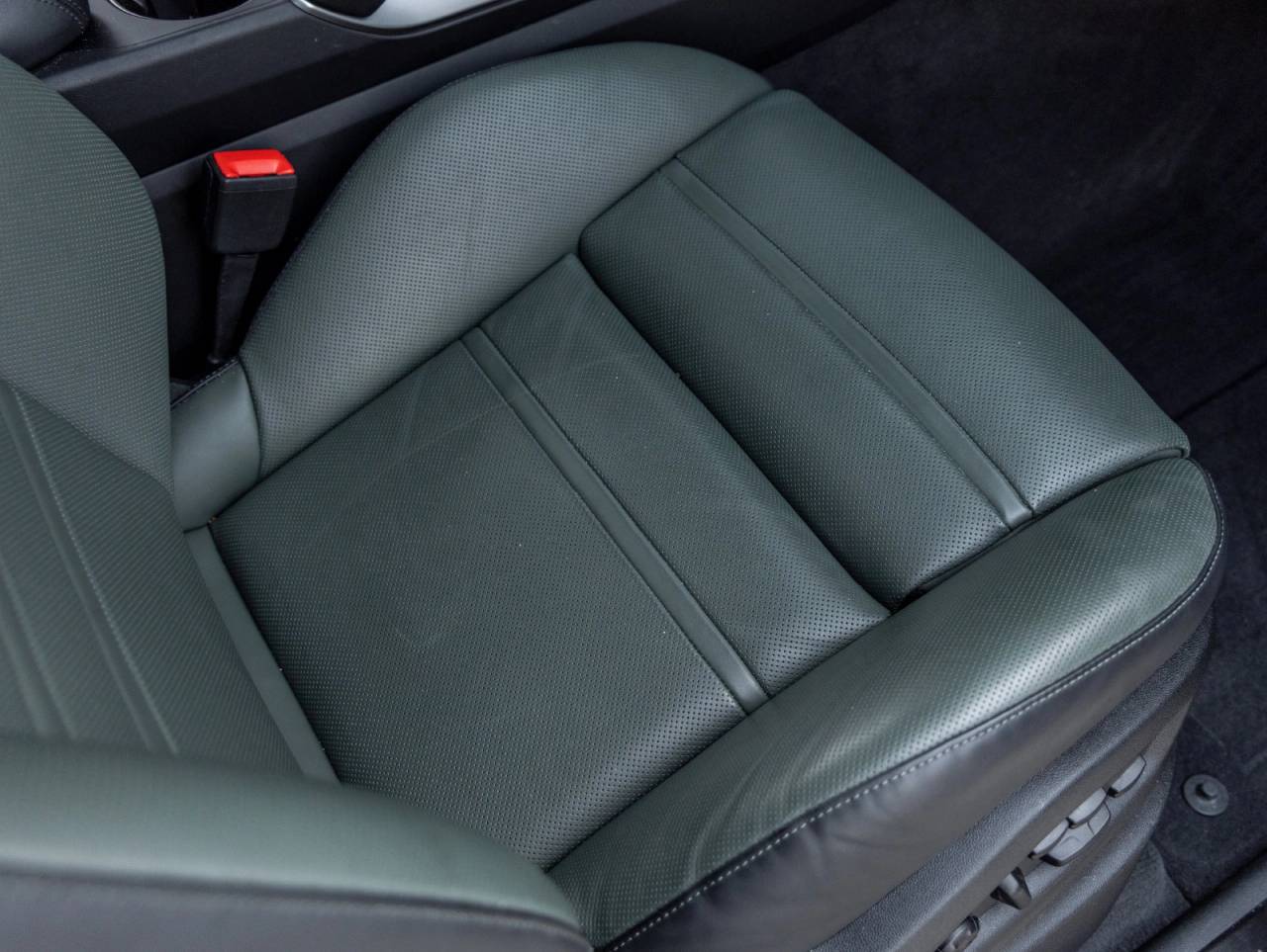 2025 Porsche Cayenne Cayenne GTS Coupe