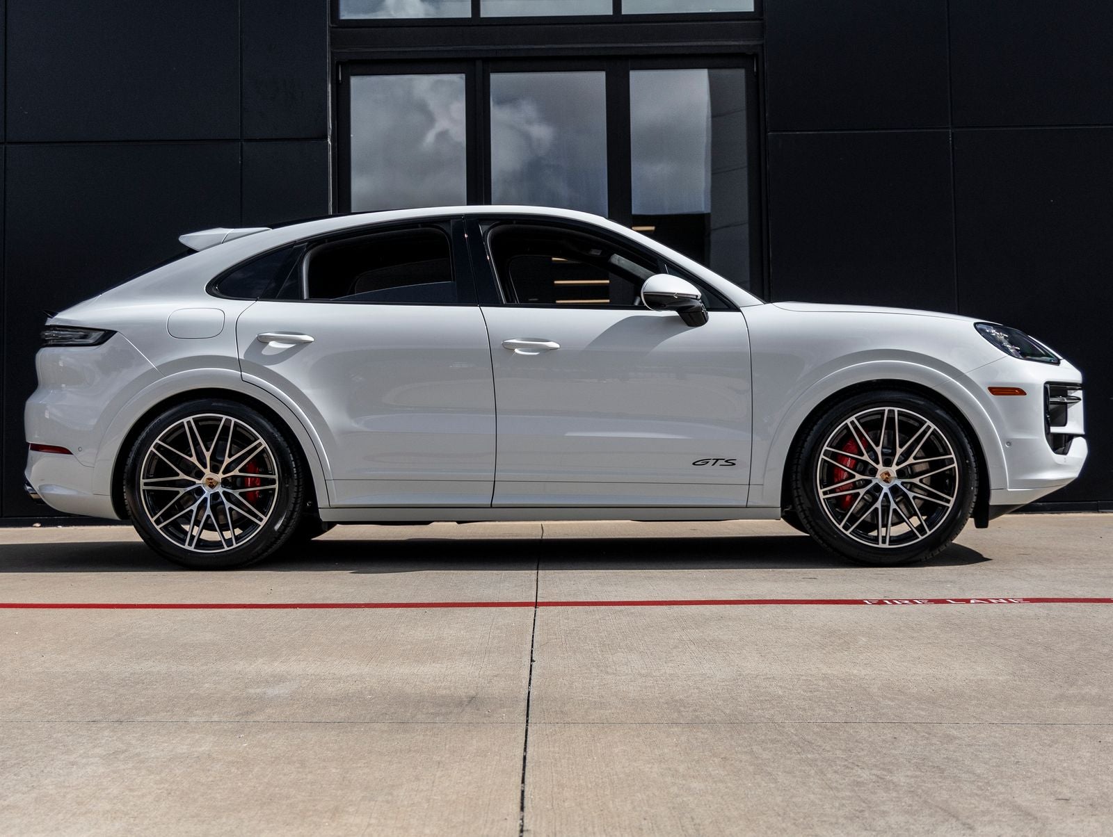 2026 Porsche Cayenne Cayenne GTS Coupe