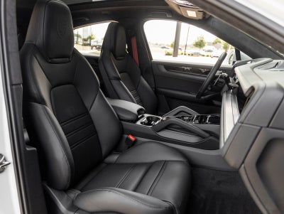 2026 Porsche Cayenne Cayenne GTS Coupe
