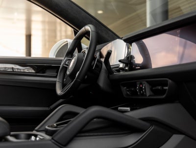 2026 Porsche Cayenne Cayenne GTS Coupe