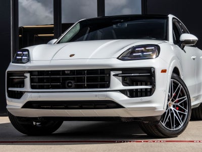 2026 Porsche Cayenne Cayenne GTS Coupe