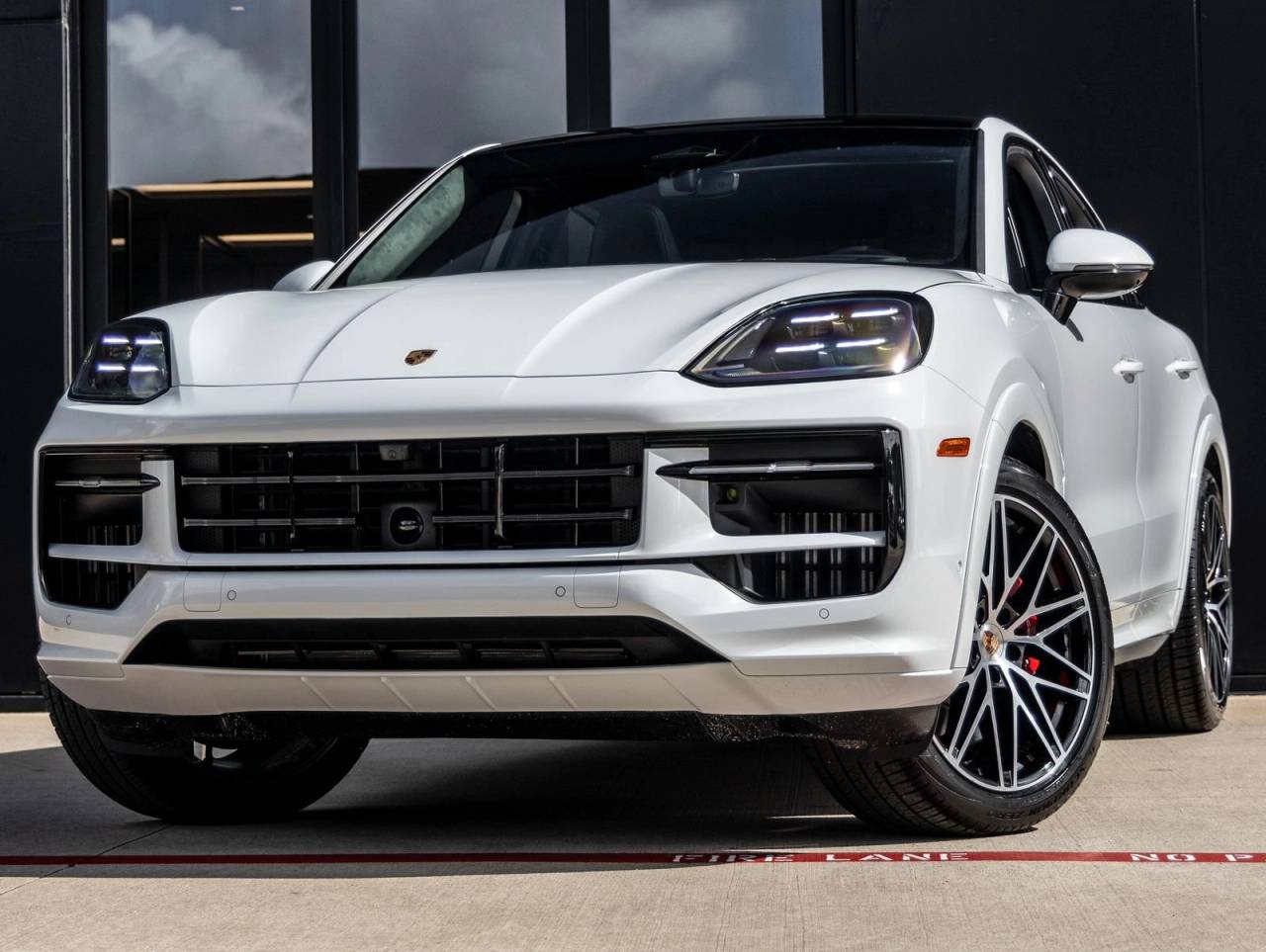 2026 Porsche Cayenne Cayenne GTS Coupe