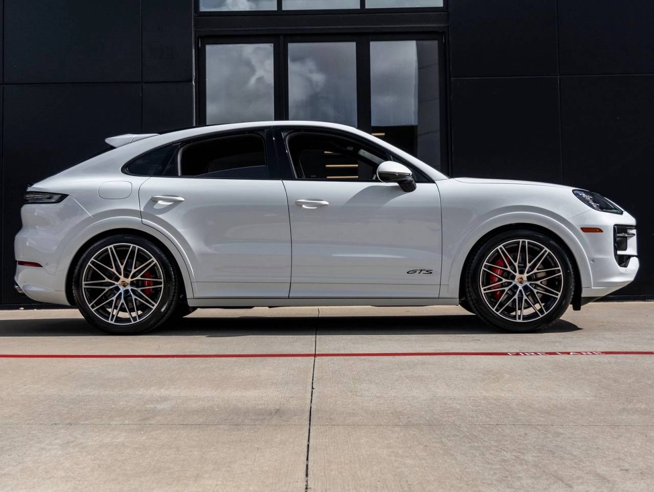 2026 Porsche Cayenne Cayenne GTS Coupe
