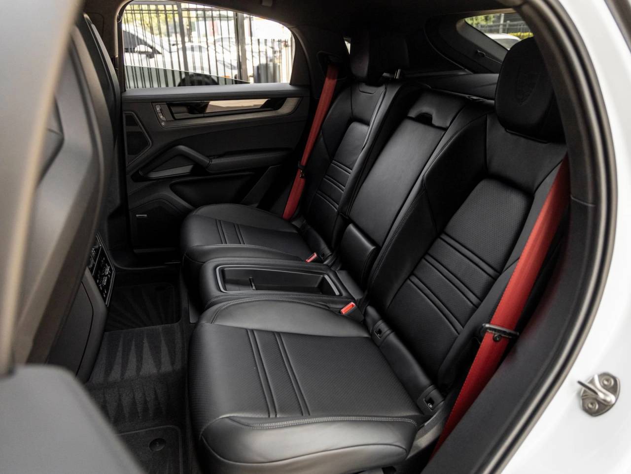 2026 Porsche Cayenne Cayenne GTS Coupe